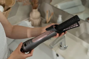 Фен-щітка Ardesto Brush Pink Touch, 1200Вт, 2 швидкості, 2 темп. режими, LED-дисплей, функція іонізації , 4 насадки, сірий+ рожевий №7
