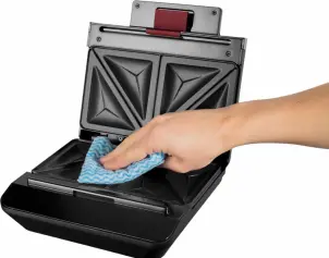 Сэндвичмейкер Russell Hobbs, 750Вт, 1 пластина-сэндвич, корпус-пластик, черный №11