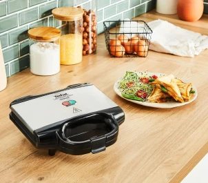 Сендвічмейкер Tefal Ultracompact 700Вт, 1 пластина-сендвіч, корпус-нержав.сталь/пластик, чорний №7
