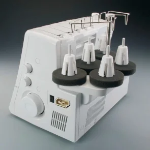 Коверлок MINERVA M4000CL, 120Вт, 20 оп., (5, 4, 3, 2-х ниткові шви), білий №7