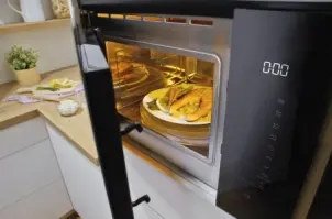 Микроволновая печь Gorenje встраиваемая, 25л, электр. управл., 900Вт, гриль, дисплей, инвертор, черный №2