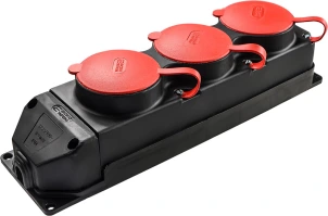 Колодка каучукова 3Р+РЕ з захисними кришками тримісна (3×25А) IP44 №6