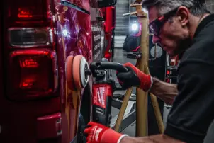 Акумуляторний ліхтар для підбору кольору MILWAUKEE M12 CML-401 №8