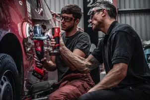 Акумуляторний ліхтар для підбору кольору MILWAUKEE M12 CML-401 №13