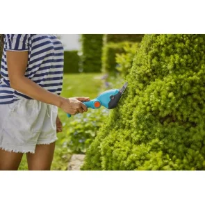Ножиці акумуляторні для газонів Gardena ComfortCut №7