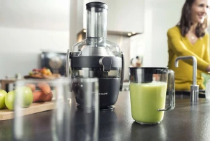 Соковитискач Philips Avance Collection відцентрований 1000Вт, чаша-1л, жмих-2.1л, жолоб на ціле яблуко, пластик, чорний №11