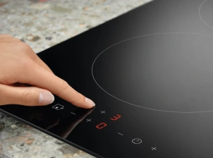 Варочная поверхность Electrolux индукционная, 30см, Домино, черный №6