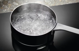 Варочная поверхность Electrolux индукционная, 80см, расширенная зона, встроенная вытяжка, Hob2Hood, черный №9