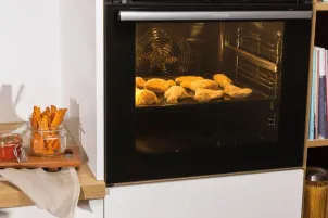 Духова шафа Gorenje електрична, 77л, A+, пара, приготув. на декількох рівнях, дисплей, нерж №8