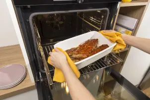 Духовой шкаф Gorenje электрический, 77л, A+, пар, дисплей, пиролиз, черный №10