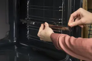 Духова шафа Gorenje електрична, 77л, A+, дисплей, макс.темп.- 300, IconLed, чорний №5