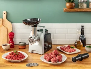 М'ясорубка Tefal HV1 7in1, 1400Вт, 1.7кг/хв, 2 решітки, насадка для ковбас, томатів, 3 терки, пластик, чорний №3