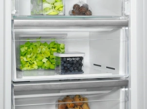 Морозильная камера Electrolux, 186x60х65, 280л, А++, NF, инв., дисплей, нерж №8