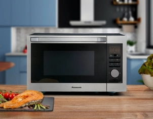 Мікрохвильова піч Panasonic , 30л, електр.керув., 1000Вт, гриль, дисплей, нерж №4