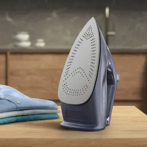 утюг Electrolux, 2500Вт, 330мл, паровой удар 200гр, керам. подошва, голубой №1