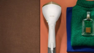 Отпариватель Philips компактный Series 7000, 1500Вт, 100 и 200мл, паровой удар -28гр, перчатка, чехол, нерж. сталь, белый №5