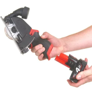 Субкомпактная отрезная многофункциональная машина MILWAUKEE M12 FCOT-422X FUEL 4933464619 (+ заряд.устройство, 2 акум., HD кейс) №16