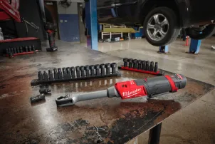 Аккумуляторный бесщеточный угловой гайковерт - трещотка M12 FPTR-0 крутящий момент 81Nm MILWAUKEE (+ гнезДа, аДаптеры для ковалДа) №8