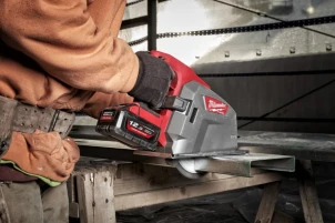Циркулярная пила по металлу MILWAUKEE M18 FUEL FMCS66-0C 66мм 4933472110 (+ аксессуары, HD кейс) №15