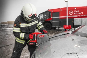Циркулярная пила по металлу MILWAUKEE M18 FUEL FMCS66-0C 66мм 4933472110 (+ аксессуары, HD кейс) №18