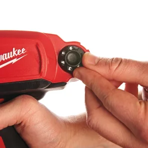 Клеевой пистолет MILWAUKEE M12 PCG/400A-201B (Li-Ion 2Ач) 4933441665 (+ заряд.устройство, 1 акум., алюмин. Труба, в сумке для инстр.) №3