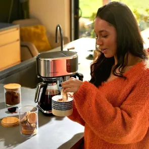 Кофеварка Russell Hobbs капельная Attentiv Coffee Bar 1.5л, молотая, LED-дисплей, черно-металл №8