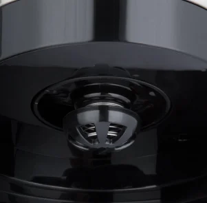 Кавоварка Russell Hobbs крапельна Adventure, 1.25л, мелена, чорно-сріблястий №4