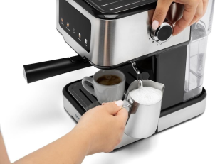 Кавоварка Gorenje ріжкова 1.5л, мелена, ручний капучинатор, нерж №7