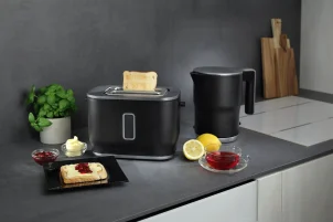 Электрочайник Gorenje 1.5л, с двойными стенками, черный матовый №6