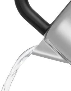Електрочайник Russell Hobbs Distinctions Titanium, 1.5л, Strix, метал, сріблясто-мідний №9