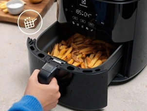 Мультипіч Electrolux 1500Вт, чаша-5л, сенсорне керування, 5 авто. програм, пластик, чорний №7