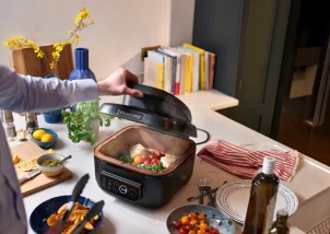 Мультипечь Russell Hobbs SatisFry Air&Grill, 1745Вт, чаша-5.5л, сенсорное управл., алюминий/пластик, черно-оранжевый №11