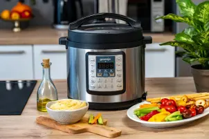 Мультиварка-скороварка Gorenje, 1000Вт, чаша-6л, электронное управл., 15 программ, металл/пластик, черный №4