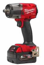 Гайкокрут импульсный компактный 1/2" (881 Нм) с фрикционным кольцом MILWAUKEE M18 FMTIW2F12-502X, (+ заряд.устройство, 2 акум., HD