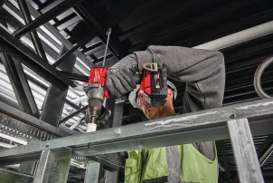 Дрель-шуруповерт аккумуляторный MILWAUKEE, M18 FDD3-402C, 158Нм (+ зарядное устройство, 2 аккумулятора Х 4Ач, кейс) №12
