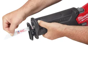 Пила шабельна акумуляторна безщіткова MILWAUKEE M18 FSZ-0 (каркас) + M18 B5 подарунок №6