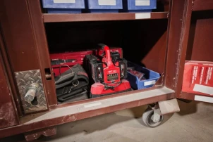 Зарядний пристрій PАCKOUT MILWAUKEE, M18 PC6 (для 6 ак. М18) №6