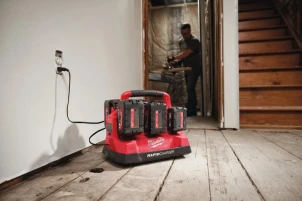 Зарядний пристрій PАCKOUT MILWAUKEE, M18 PC6 (для 6 ак. М18) №7