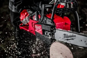 Пила ланцюгова акумуляторна MILWAUKEE, M18 FCHSC-121, 300 мм (+ заряд.пр., 1 акум.Х 12Аг, шина, ланцюг, олія для змащення ланцюг №15