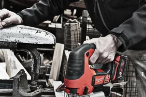 Лобзик аккумуляторный MILWAUKEE, M18 BJS-0 (+ холст, адаптер, кожух, насадка, накладка подошвы) №9