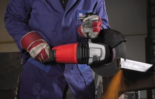 Угловая шлифмашина MILWAUKEE 230 мм AG 22-230/DMS 4933433630 (+ защитный кожух, гайка фланцевая, боковая рукоятка, кабель 4 №10