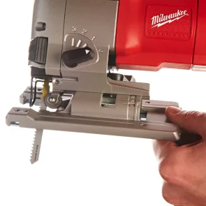 Лобзик MILWAUKEE, JSPE 135 TX, 750Вт (+ полотна 5 шт., перехідник, кабель 4 м, насадка проти сколів, щиток від пилу, знімна плас №12