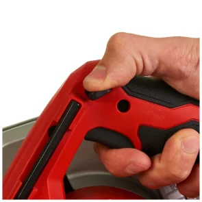 Пила ручная дисковая MILWAUKEE, CS 85 SB, 2200Вт, диаметр 235 мм (+пильный диск, параллельный упор, адаптер для пылесоса, ключ №2