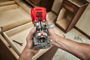 Фрезер кромочный аккумуляторный MILWAUKEE, M18 FTR8-0X, цанга 6/8мм №21