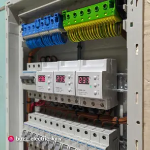 Реле напряжения ZUBR D16 №4