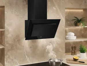 Вытяжка Electrolux вертикальная, 60см, 600м куб час., черный №3