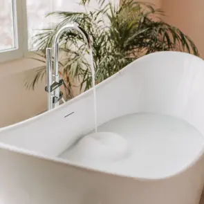 Ванна отдельностоящая REA FERRANO 150х73 WHITE акриловая №5