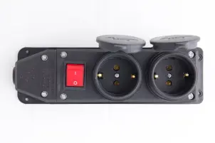 Розетка подвійна з захисною кришкою каучукова e.socket.rubber.029.2.16.s, з з/к, 16А, з вимикачем №3