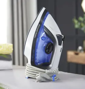 Праска Russell Hobbs Easy Store Pro, 2400Вт, 320мл, паровий удар -180гр, постійна пара - 45гр, зберігання шнура, керам. підошва, біло-синій №2