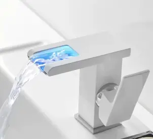 Смеситель для умывальника LED VALESO NSB015 белый №1